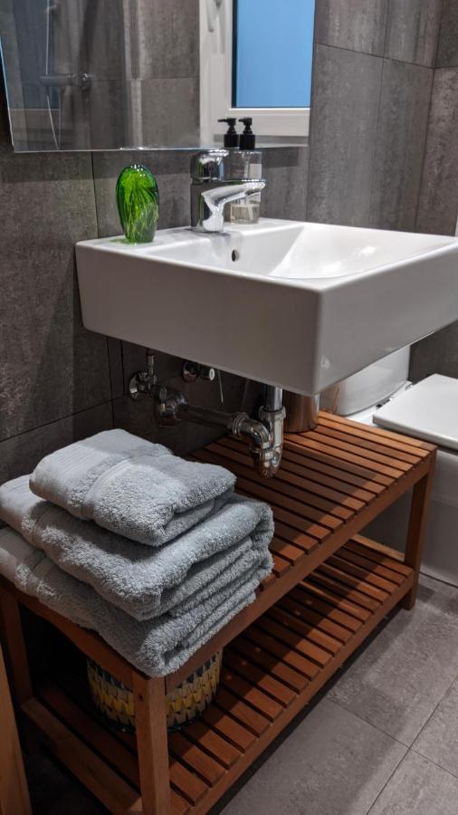 Centrico Apartamento Elai, Netflix, Coffee, Posibilidad Parking Apartment San Sebastian Bagian luar foto